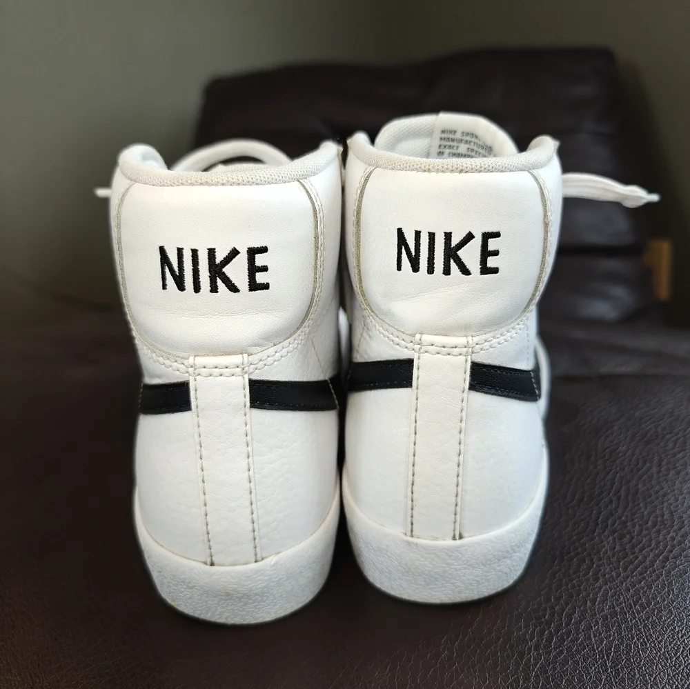 NIKE Blazer Mid 77 Vintage White Black - Picture 4 of 8